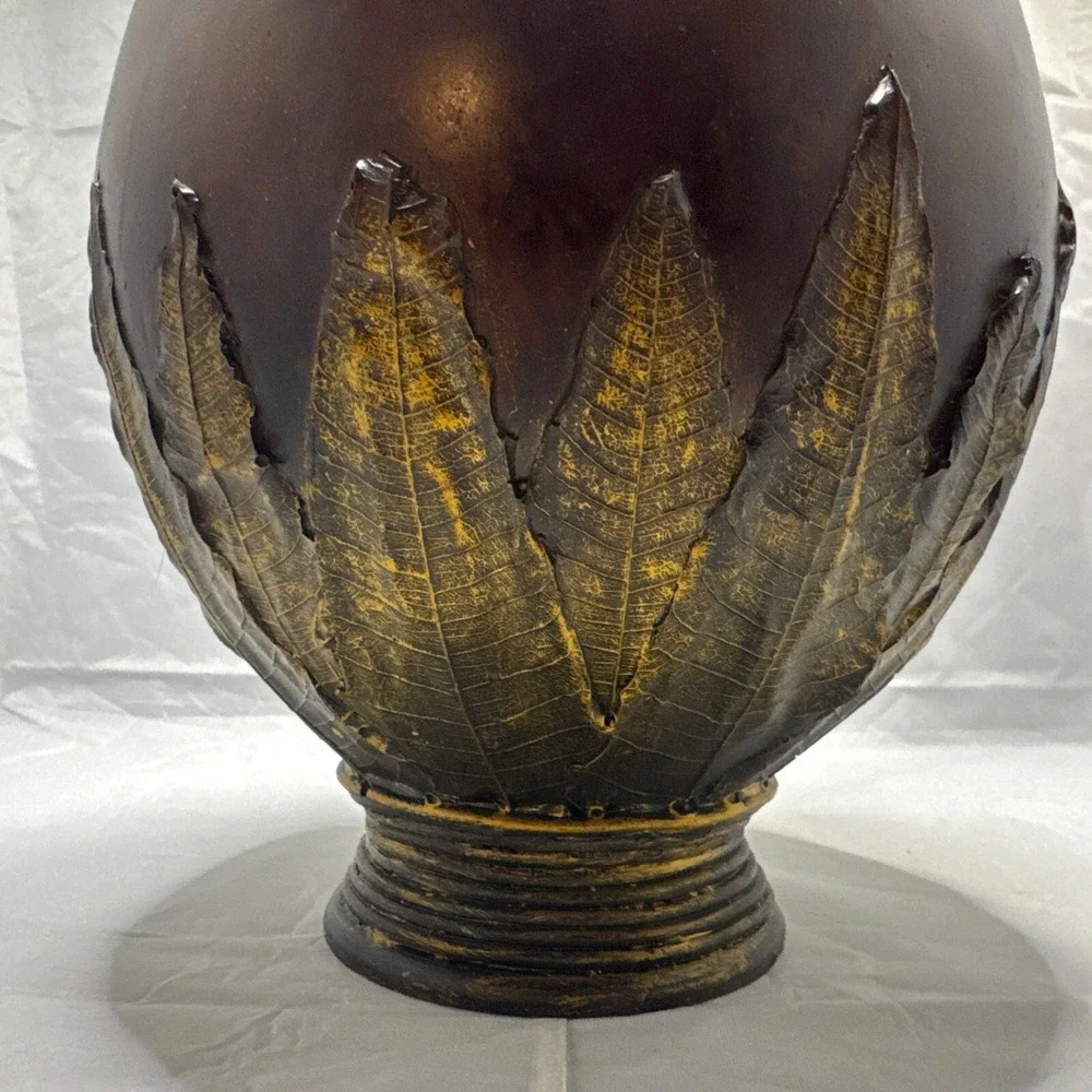Large Vintage Pitcher - Vase (‎ Decor )